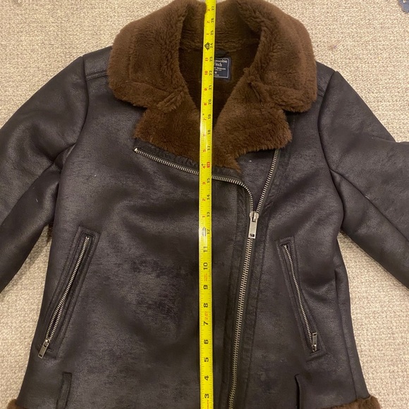 Jacket - Picture 8 of 10